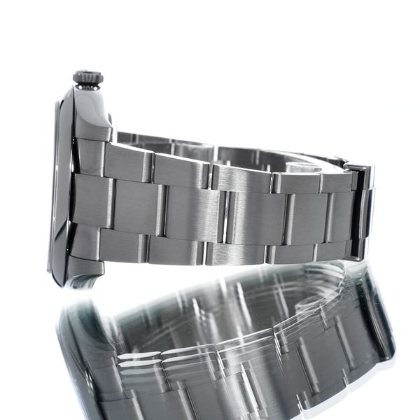 Rolex Oyster Perpetual 124300